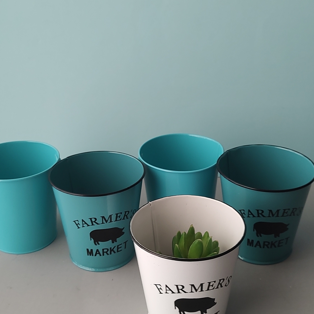 Metal Bucket color green And White with 3 decorative 2 Plains brand New - Picture 2 of 7